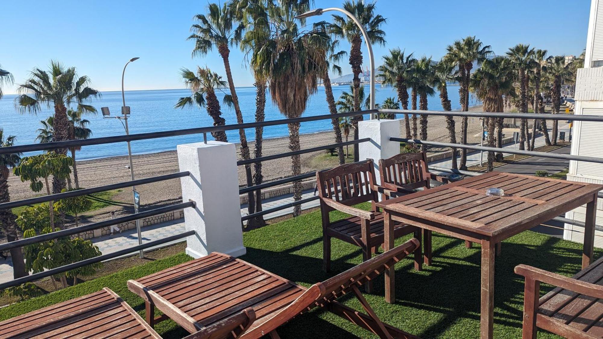 Loft Con Gran Terraza En Primera Linea De Playa مالقة المظهر الخارجي الصورة